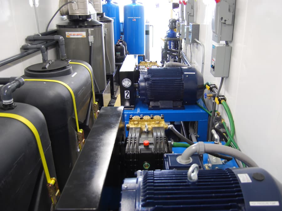 Industrial wash water treatment and recycling plant